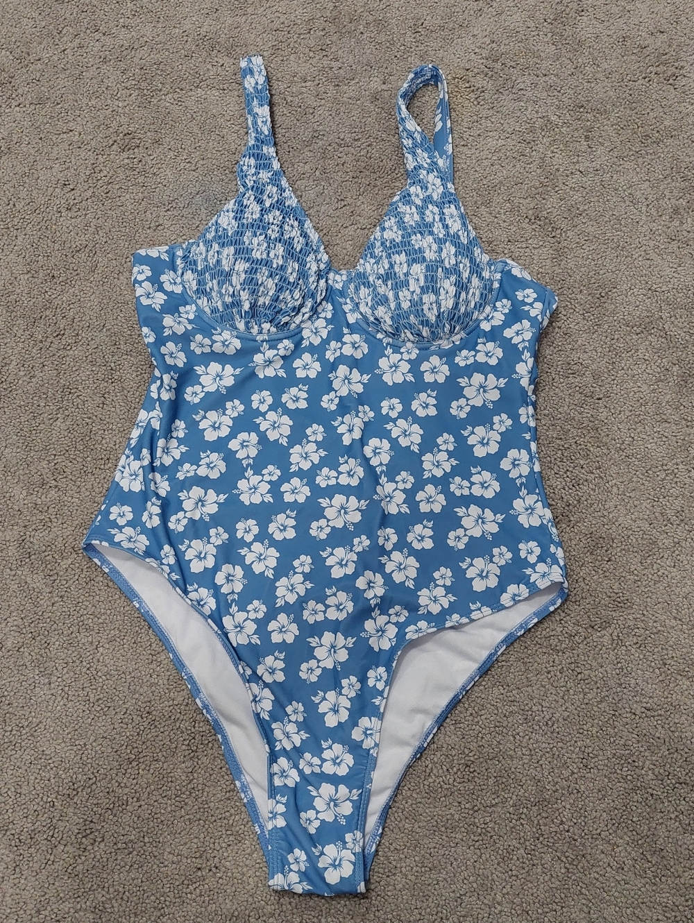 One-piece Swimsuit XL Blue White Floral Smocked Bust Underwire Cheeky Adjustable
